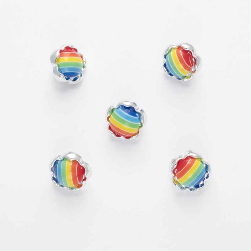 Rainbow Silver Daisy Buttons