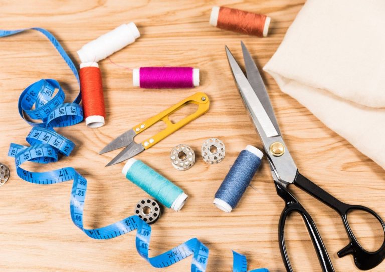 Desk Tidy Tips & DIY Thread Catchers - Caboodle Textiles